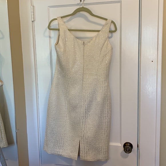 New STUNNING Ellen Tracy Ivory & Silver Abstract Snake Dress & Jacket Topper 8 - Picture 7 of 10